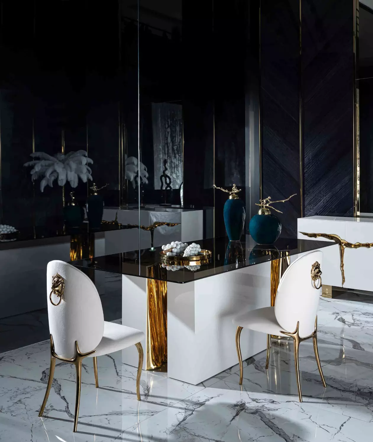 FALEZ Dining Room that will pamper your dining rooms with its modern style and unique appearance is now in your homes.