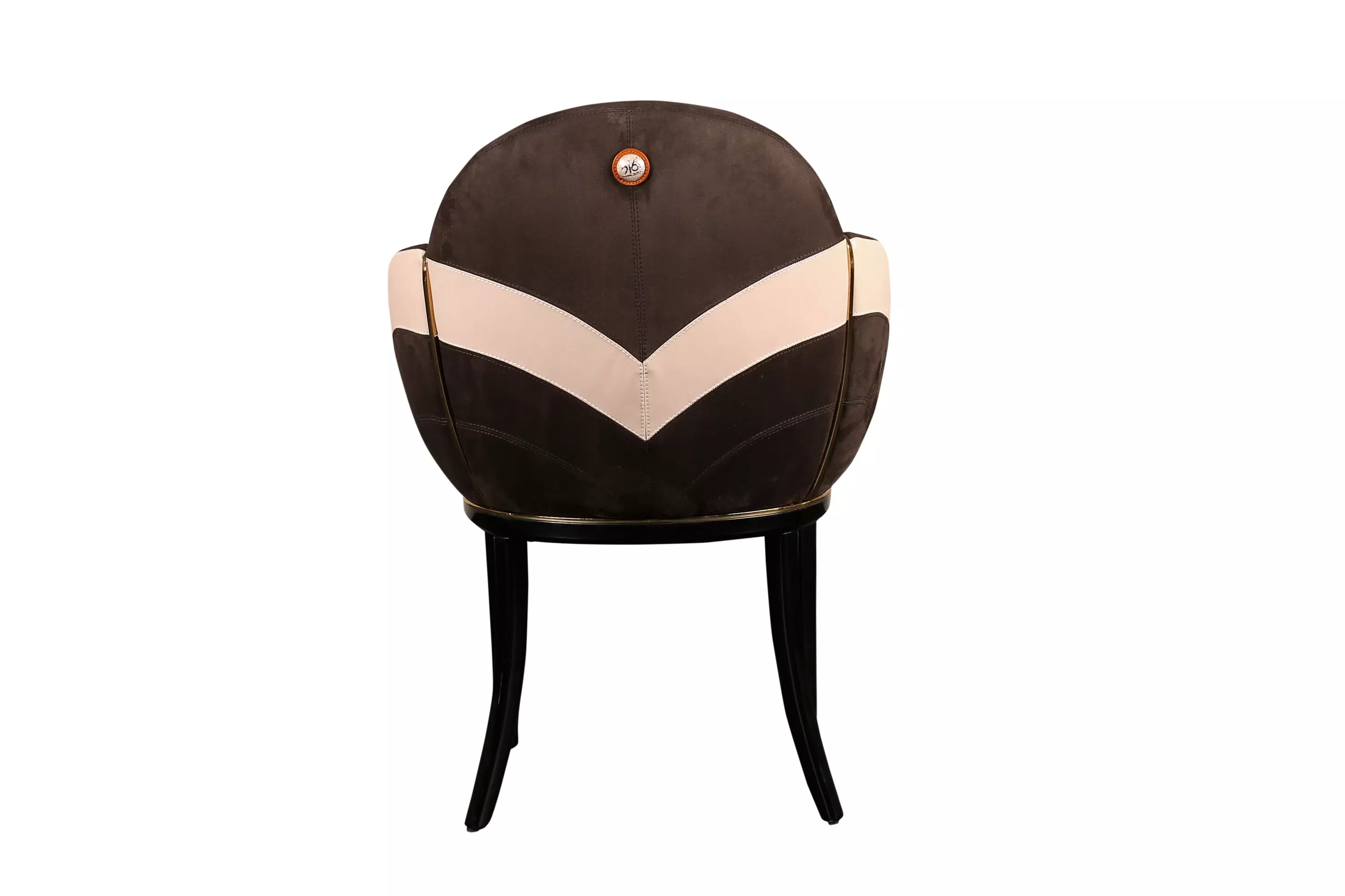 SKY Dining Room, which has fascinating colors, will open your appetite with its elegance.