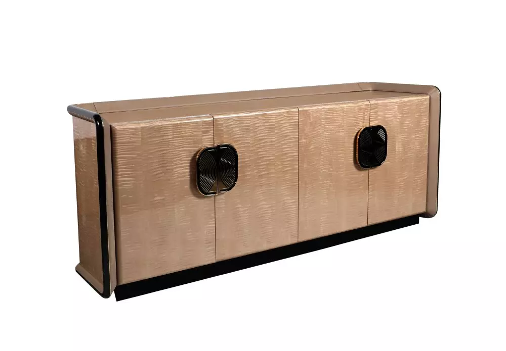 SQUARE Dining Room, which is a partner of your delicious meals, comes to add a different atmosphere to your dining rooms.